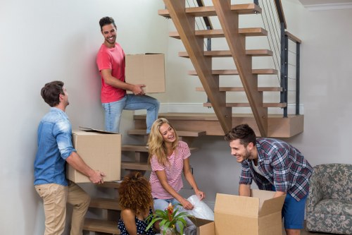 Professional house removals planning in Queenspark