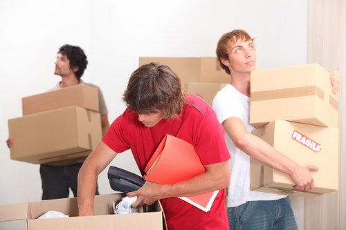Queenspark van moving service for deliveries and small relocations